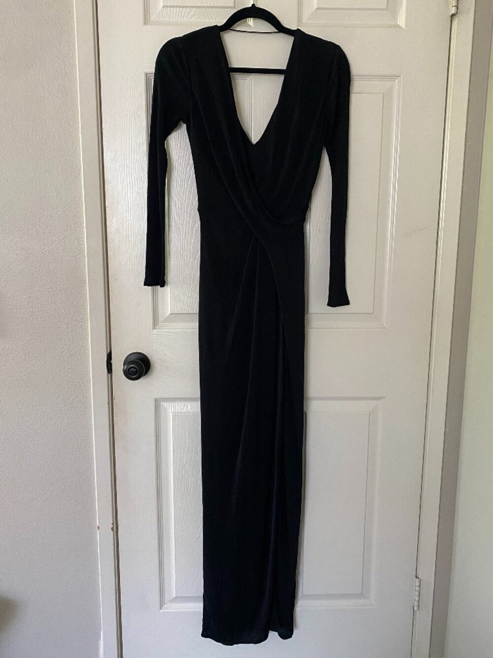 Reiss NWT | Lillian Plunge Detail Maxi Dress - Picture 3 of 16